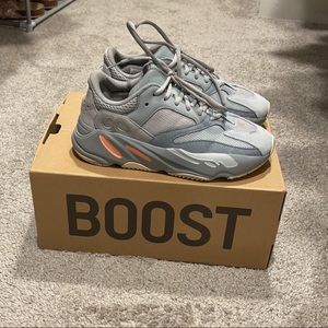 Yeezy Boost 700